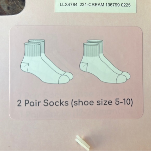 Women's Cream Floral Slippers - Picture 7 of 8